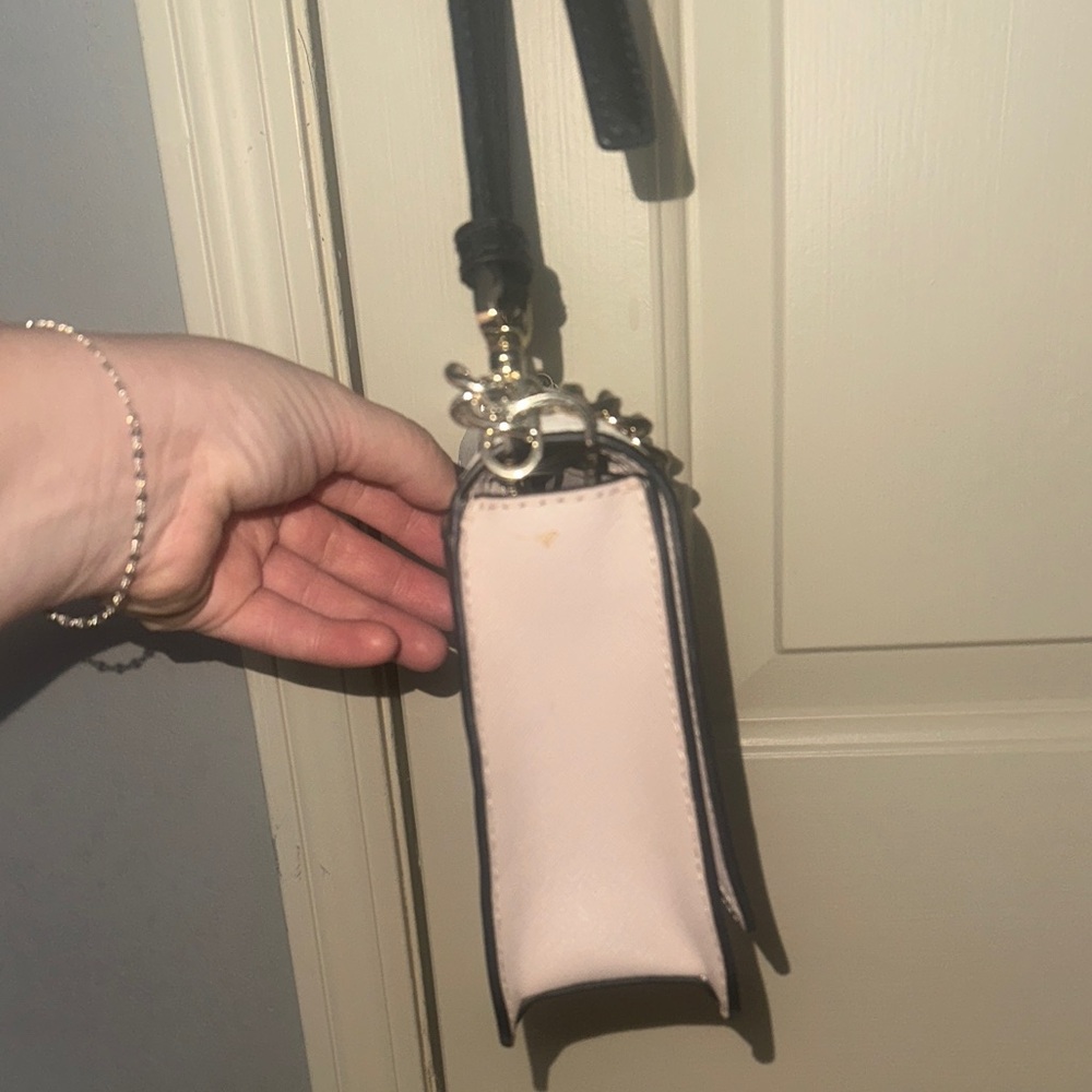 Kate Spade Black and White Crossbody Bag - Picture 2 of 5